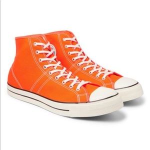 BRAND NEW IN BOX Converse
Men's Mandarin Orange Lucky Star High-top Sneakers